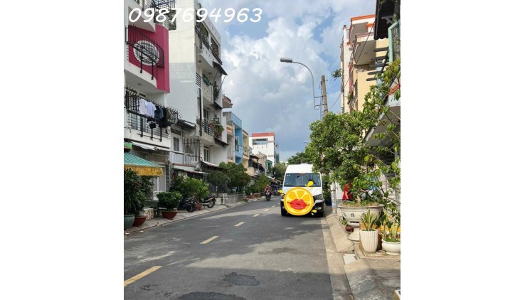 Q8, TẠ QUANG BỬU P1, 4.5x12M HXH CÁCH Q1 1 CÂY CẦU NGUYỄN VĂN CỪ, CHỈ 6T HƠN TL